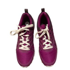 Womens Reebok size 10